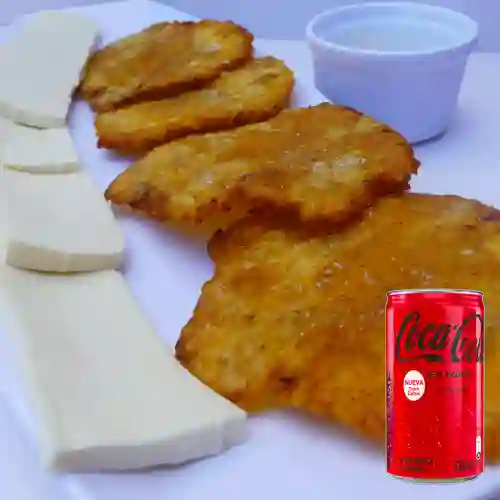 Combo Patacones c/ Queso Costeño +Cocacola S/az 235ml