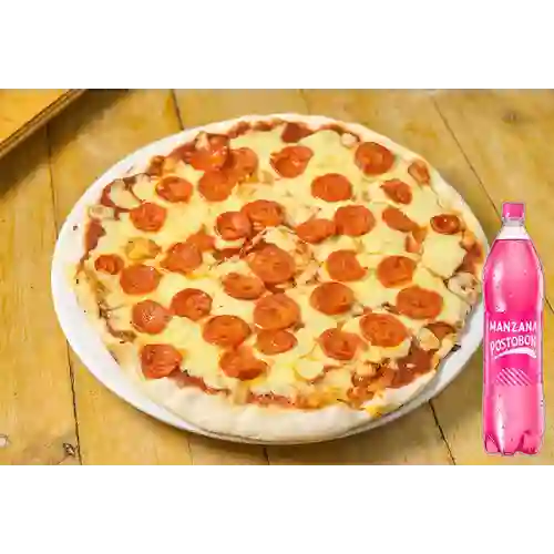 Pizza Sencilla Mediana Chorizo +Postobón Manzana 1.5l