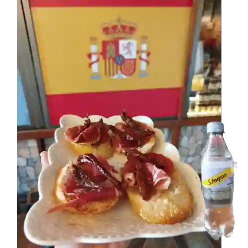 Combo Montadito Ribadeo + Soda Schweppes 400Ml