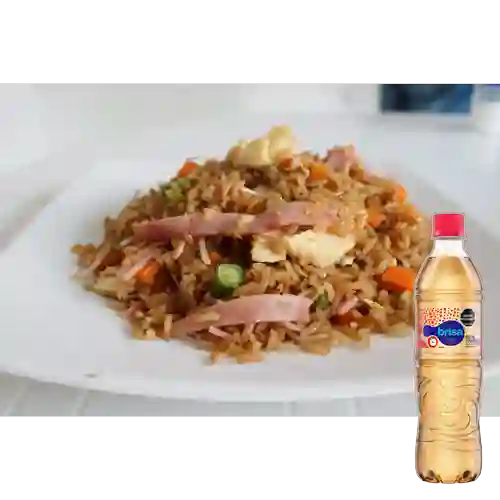 Arroz Chicken Wok + Agua Saborizada Brisa Manzana 600ml