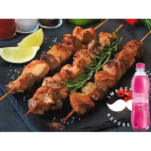 Combo Chuzo de Cerdo + Manzana Postobón 400ml