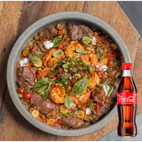Combo Arroz c/ Lomo&Camarón +Cocacola Orig 300ML