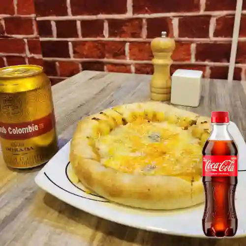 Pizza Capricciosa (4 Quesos) + Cocacola Org 400ml