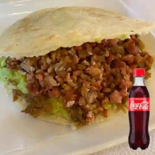 Combo Arepa de Chicharrón + Coca Cola 500 ml