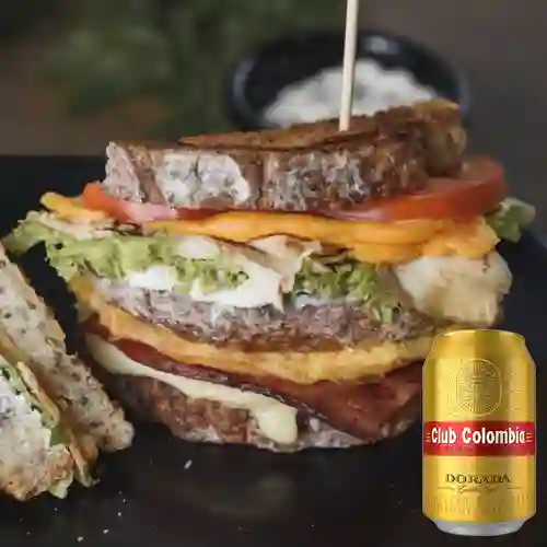 Combo Sándwich Club Al Alma +Club col. Dorada 355ml