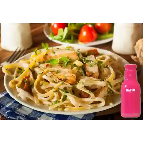 Combo Pasta Pollo a la Ruota + Hatsu Rosa 400 ml
