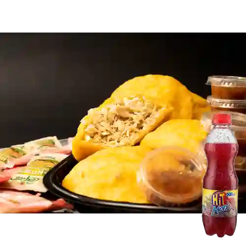 Combo Pastel de Pollo + Hit Mora 500 ml