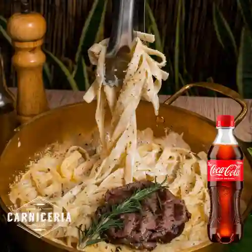 Combo Fetuccini con Lomo Fino + Coca Cola Original 400 ml