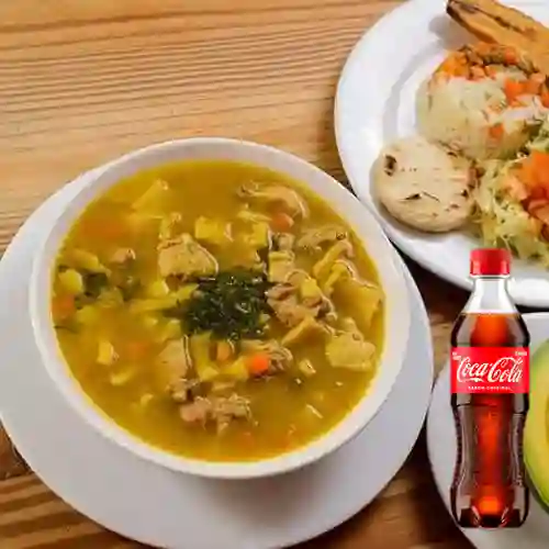 Combo 1/2 Mondongo + Coca Cola Original 400 ml