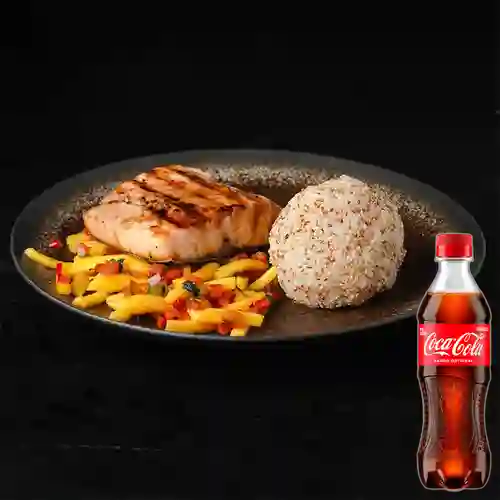 Combo Salmón Wok + Coca Cola Original 400 ml