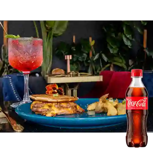 Combo Burguer Smash + Coca Cola Original 400 ml