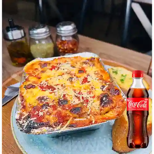 Combo Lasagna Mixta + Coca Cola Original 400 ml