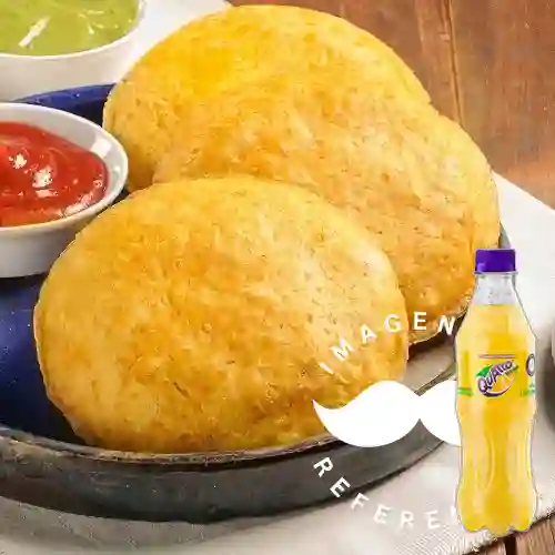 Combo Arepa de Huevo y Pollo + Quatro Original 400ML