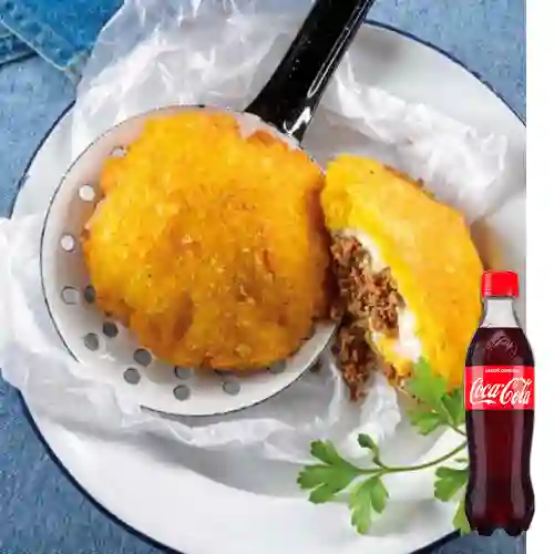 Arepa de Huevo c/ Carne Molida +Cocacola Org 400ml
