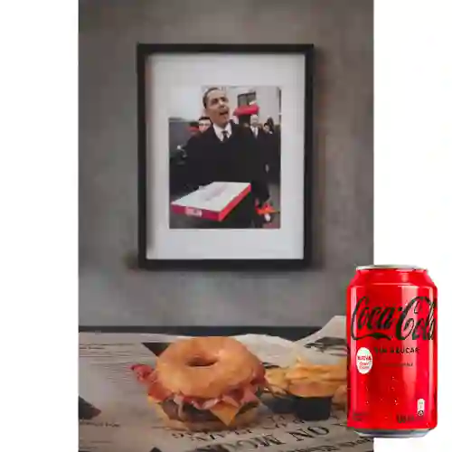 Sugar Rush Burger +Papas a la Francesa +CocaCola S/az 330ml