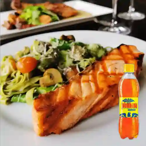 Combo Salmón a la Parrilla + Colombiana 300 ml