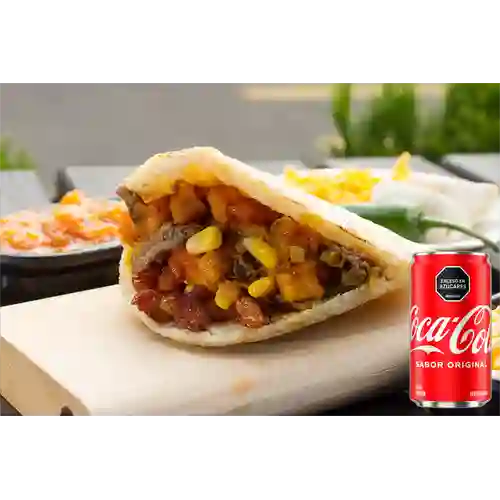 Combo Arepa Campesina + Coca Cola Original 235 ml