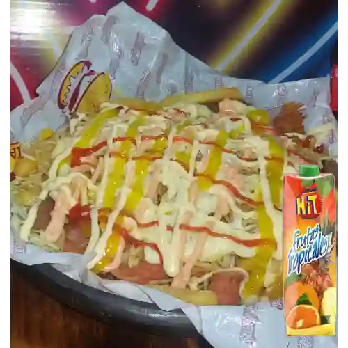 Salchipapa Super Especial x2 +Hit Frutas Tropicales 1L