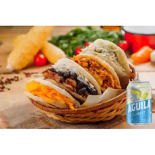 Combo Arepa Rellena Mixta + Aguila Light 355 ml