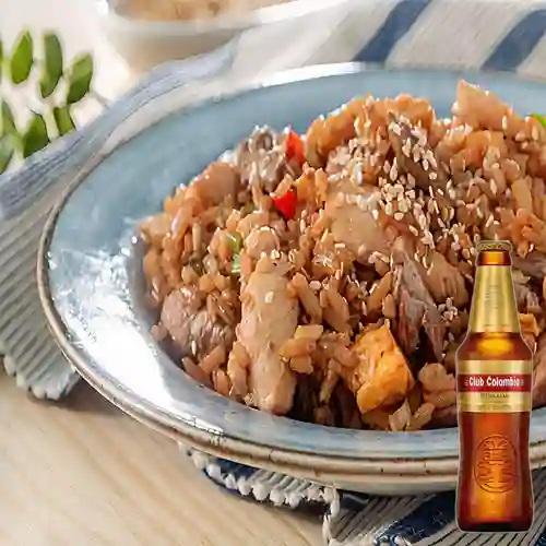 Combo Arroz Chaufa Mixto Carnes + Club Col. Dorada 330ml