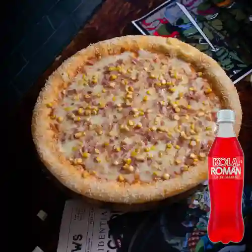 Pizza Maíz Tocineta c/Borde Queso +Kola Roman 350ml