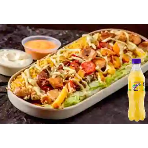 Combo Salchipapa con Pollo + Quatro Original 400ML