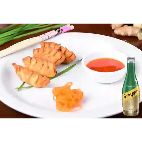 Combo Fried Gyosas + Schweppes Ginger Ale 300ML