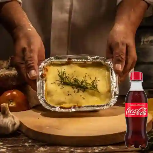 Combo Lasaña de Pollo + Coca Cola Original 250ML