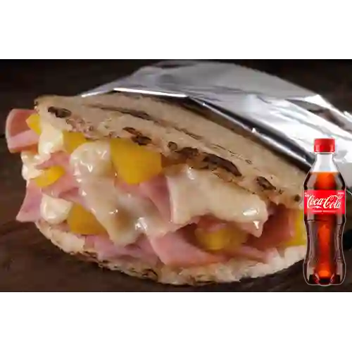 Combo Arepa Hawaiana + Coca-Cola Sabor Original 400 ml