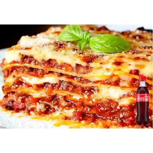 Combo Lasagna de Carne + Coca-Cola Sabor Original 400 ml