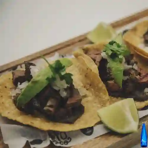 Combo Taco de Arrachera + Manatial Sin Gas 500ML