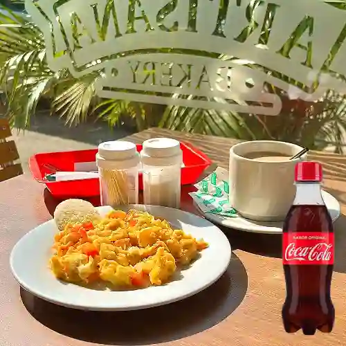 Combo Porcion de Pericos + Coca Cola 250 ml