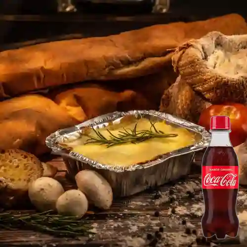 Combo Lasaña Boloñesa + Coca Cola Original 250ML
