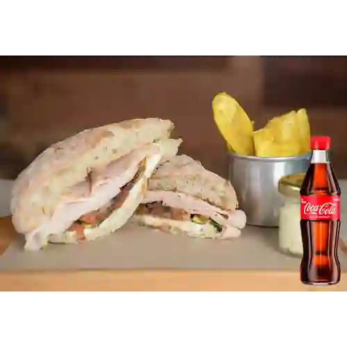 Combo Sándwich de la Casa + Coca Cola Original 300ML
