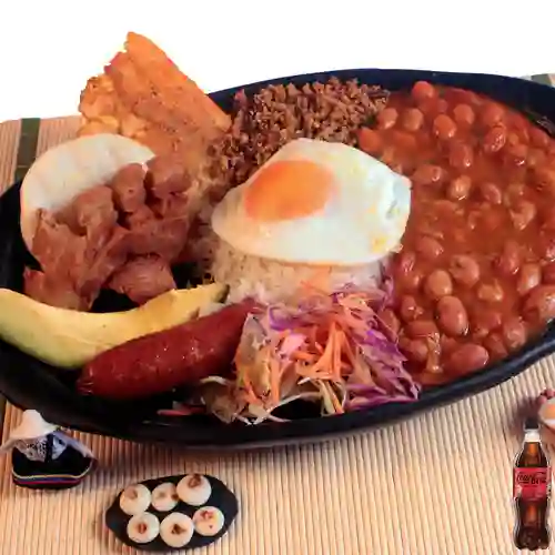 Combo Bandeja Paisa + Coca Cola Sin Azúcar 600ML