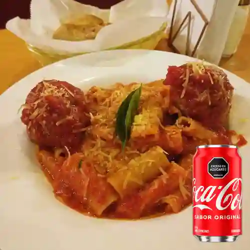 Combo Pasta With Meatballs + Coca Cola Original 330ML