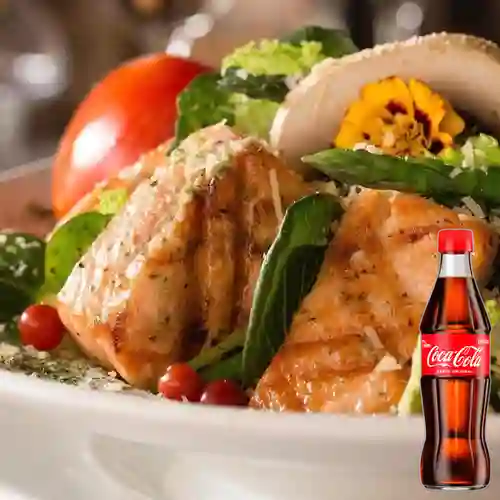 Combo Ensalada de Salmón + Coca Cola Original 300ML