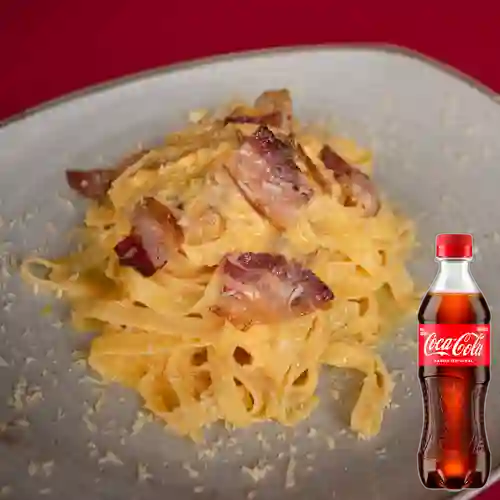 Combo Fetuccine Carbonara + Coca Cola Original 400 ml