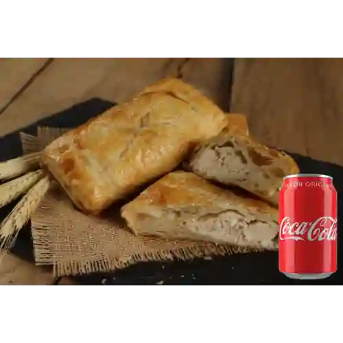 Combo Pastel de Pollo + Coca-Cola Sabor Original 330 ml