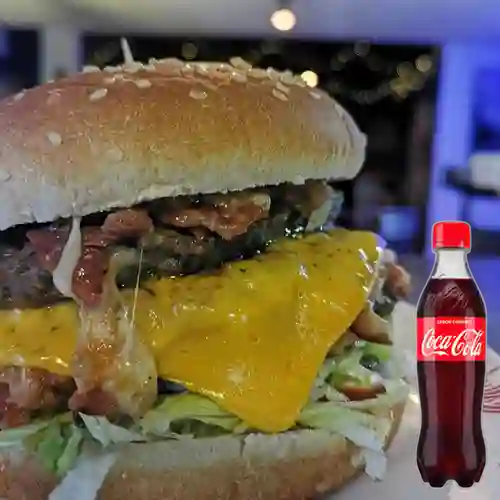 Hamburguesa Doble Carne Doble Queso +CocaCola Org 400ml