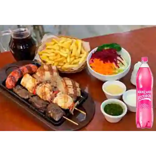 Parrillada para los Compaadres +Postobón Manzana 1.5l