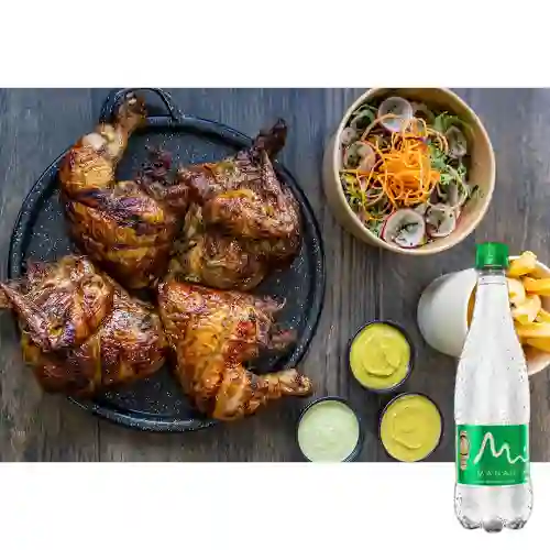 Combo 1 Pollo +2 Guarniciones +Agua Manantial C/Gas