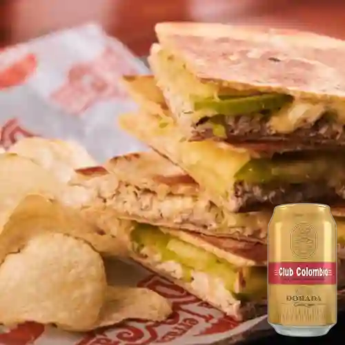 Combo Sándwich Pollo Desmenuzado + Club Col. Dorada Lta 330ml