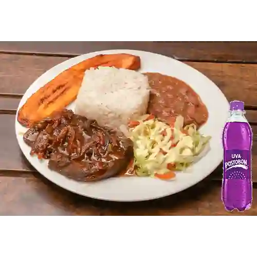 Combo Posta a la Cartagenera + Uva Postobon 250 ml