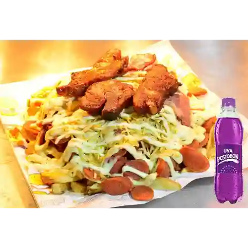 Combo Salchipapa Costilluda + Uva Postobon 250 ml