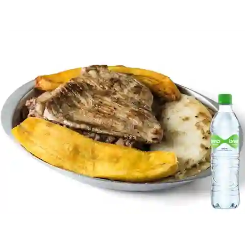 Combo Calentado con Carne + Brisa Con Gas 600ML