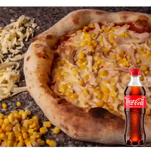 Combo Pizza Maíz Pollo + Coca Cola Original 400 ml