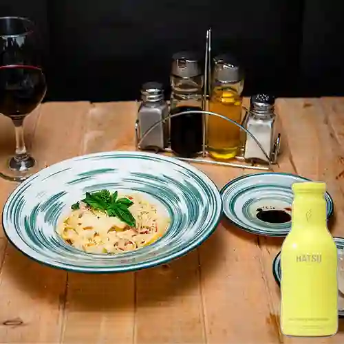 Combo Alfredo con Pollo + Te Hatsu Amarillo 400 ml