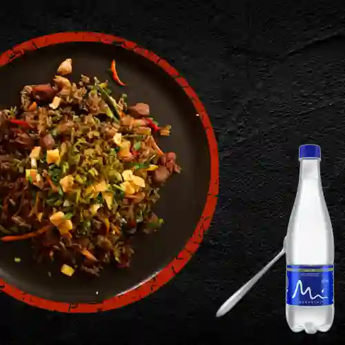 Combo Chaufa Mixto Personal + Manantial Sin Gas 600 ml