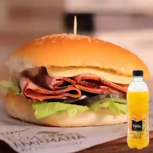 Sándwich Jamón Dulce +Del Valle Fresh Citrus 500ml